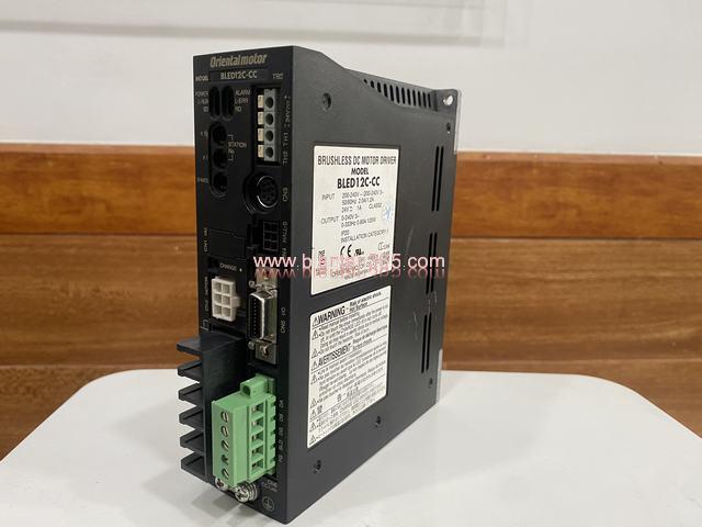 BLED12C-CC Oriental Motor 220-240V 120W 50/60Hz Stepper Drive