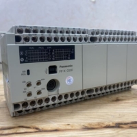 Plc panasonic afpx-c60r 32 dc input và 28 outpur relay