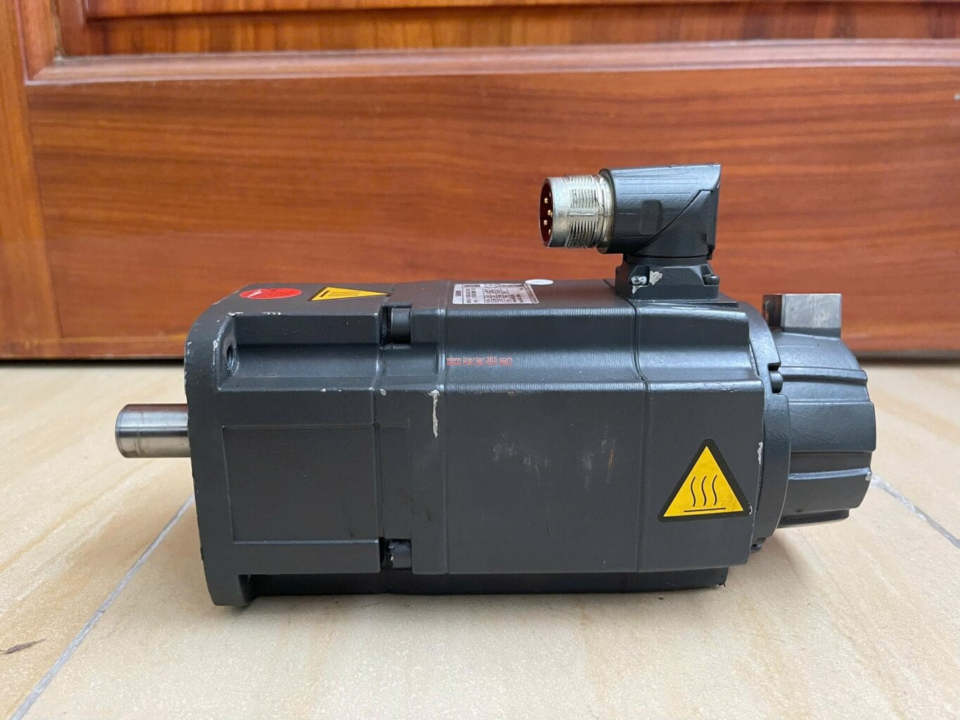 1fk7042-2af71-1qh0-motor-servo-siemens-0-82-kw-3000-rpm