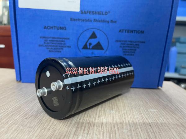 4700uf-420-v