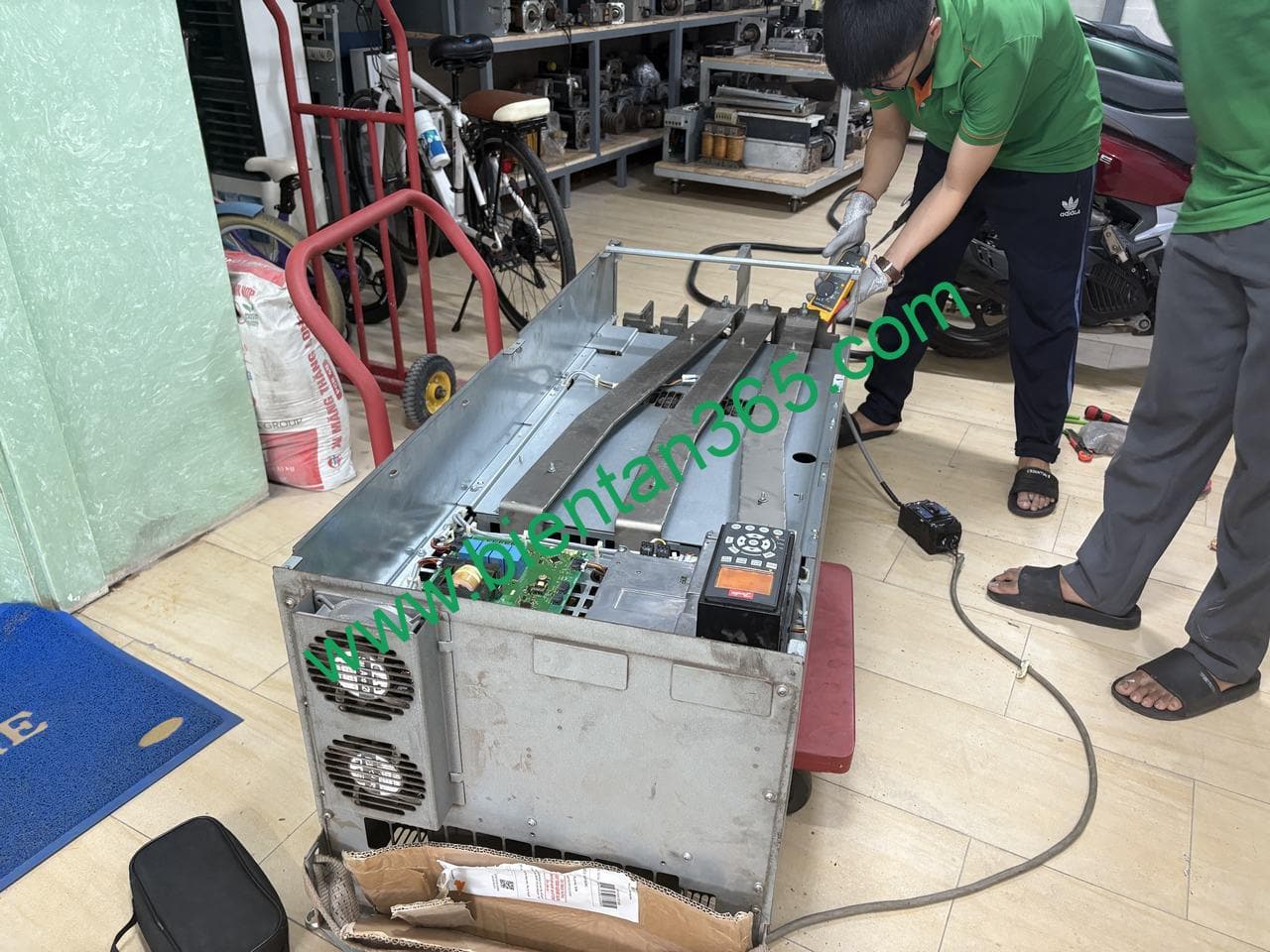 Test run motor sau khi sua chua bien tan danfoss